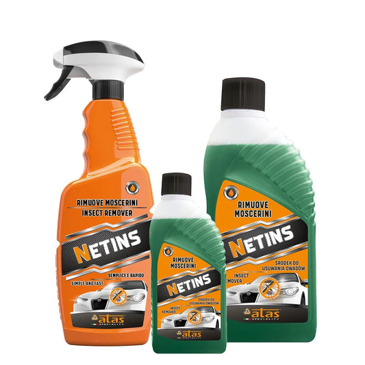Tre flaconi di sgrassatore auto rimuovi moscerini con etichetta arancione e verde su sfondo bianco.
